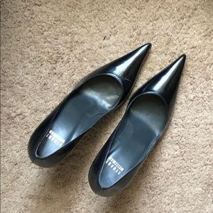 Stuart weitzman size 61/2 medium